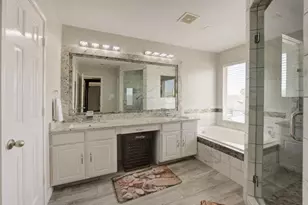 1923 Kaitlyn Dr, Houston, TX 77049 - Photo 7