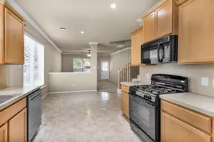 9419 Elliotts Ct, Conroe, TX 77304 - Photo 21