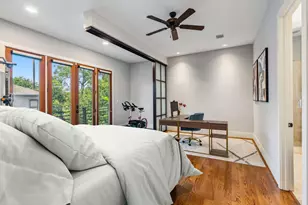 815 E 27th St, Houston, TX 77009 - Photo 29
