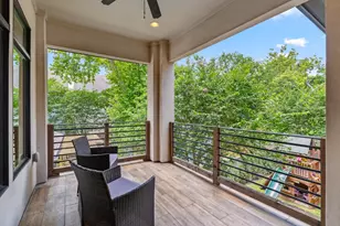 815 E 27th St, Houston, TX 77009 - Photo 21