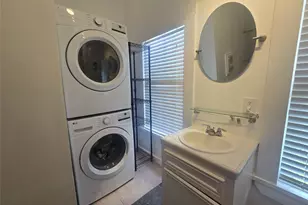 1119 Broadway St, Galveston, TX 77550 - Photo 9