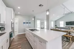 16630 Jean Lafitte Rd, Galveston, TX 77554 - Photo 17