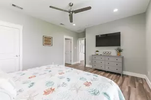 16630 Jean Lafitte Rd, Galveston, TX 77554 - Photo 31