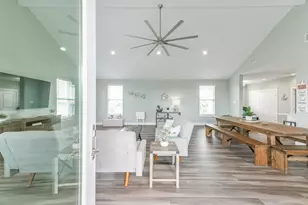 16630 Jean Lafitte Rd, Galveston, TX 77554 - Photo 9