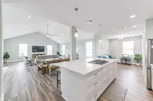 16630 Jean Lafitte Rd, Galveston, TX 77554 - Photo 21