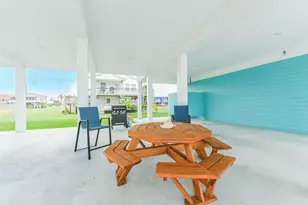 16630 Jean Lafitte Rd, Galveston, TX 77554 - Photo 43