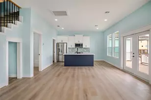 17518 Bristow Dr, Galveston, TX 77554 - Photo 3