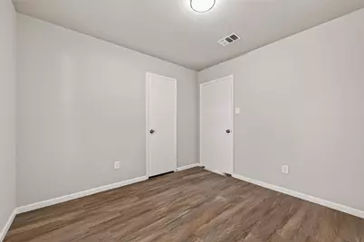4923 Sandalwood Avenue, Rosenberg, TX 77471 - Photo 11