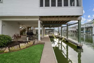 22118 Matagorda Dr, Galveston, TX 77554 - Photo 13