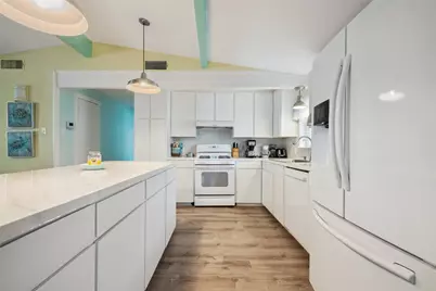 22118 Matagorda Drive, Galveston, TX 77554 - Photo 31