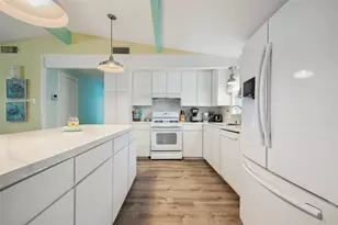 22118 Matagorda Dr, Galveston, TX 77554 - Photo 31