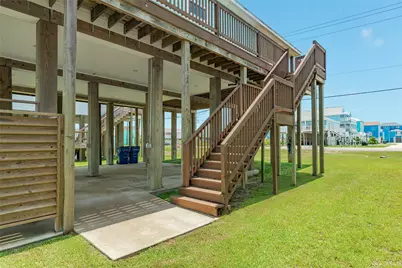 1741 Bluewater Highway, Surfside Beach, TX 77541 - Photo 15
