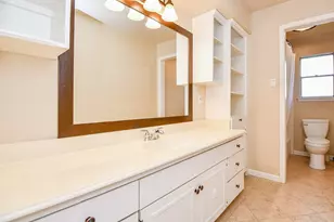 11507 Barwood Bend Dr, Houston, TX 77065 - Photo 13