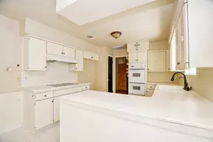 11507 Barwood Bend Dr, Houston, TX 77065 - Photo 11