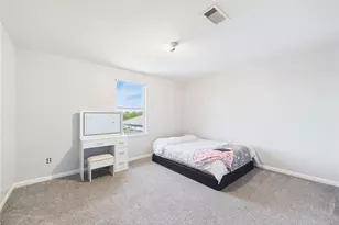 911 Marigold Rd, Baytown, TX 77521 - Photo 27