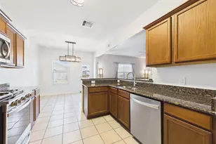 911 Marigold Rd, Baytown, TX 77521 - Photo 17