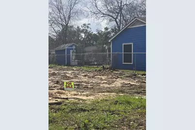 3570 E Rosewood Street E, Houston, TX 77004 - Photo 3