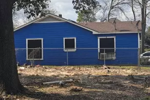 3570 E Rosewood Street E, Houston, TX 77004 - Photo 5