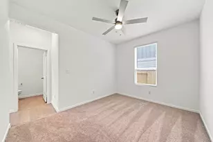 618 Amber Fls Dr, Montgomery, TX 77356 - Photo 9