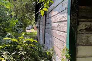 5233 Dieppe St, Houston, TX 77033 - Photo 27