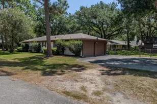1700 Mustang Ave, Bay City, TX 77414 - Photo 3