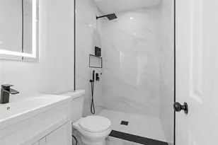 5053 5835 Dr, Cleveland, TX 77327 - Photo 9