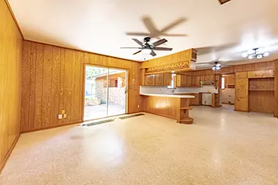 1220 N Avenue I, Shiner, TX 77984 - Photo 7