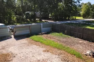 26643 Carol Ln, Splendora, TX 77372 - Photo 3