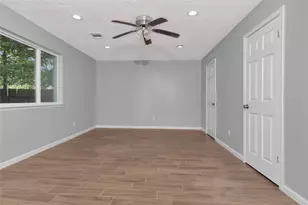 12811 Golden Tee Ln, Houston, TX 77099 - Photo 15