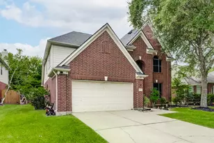 515 Deer Hollow Dr, Sugar Land, TX 77479 - Photo 3