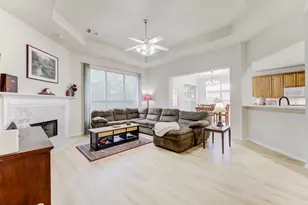 515 Deer Hollow Dr, Sugar Land, TX 77479 - Photo 11