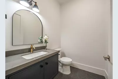 2538 Addison Road, Houston, TX 77030 - Photo 41