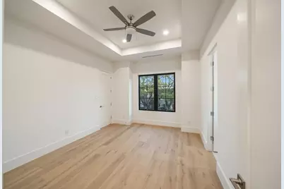 2538 Addison Road, Houston, TX 77030 - Photo 43