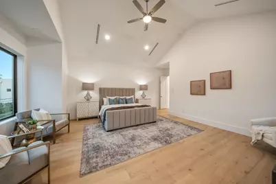 2538 Addison Road, Houston, TX 77030 - Photo 27