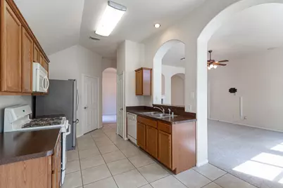 2505 Shady Falls Lane, Pearland, TX 77584 - Photo 7