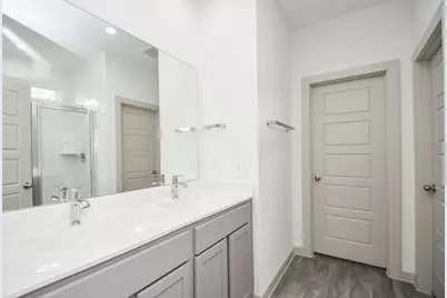 2818 Bethnal Garden Way, Houston, TX 77047 - Photo 17