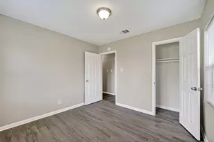 4909 Holloway Dr, Houston, TX 77048 - Photo 31