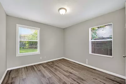 4909 Holloway Drive, Houston, TX 77048 - Photo 25