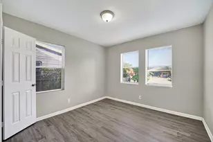 4909 Holloway Dr, Houston, TX 77048 - Photo 29