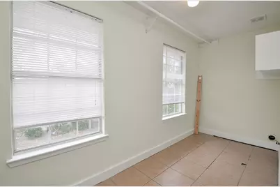 11924 Prior Park Dr, Houston, TX 77047 - Photo 27