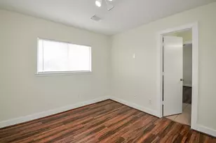 11924 Prior Park Dr, Houston, TX 77047 - Photo 37