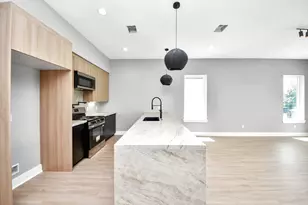 3503 Rebecca St, Houston, TX 77021 - Photo 9
