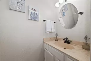 17645 Red Oak Dr, Houston, TX 77090 - Photo 5
