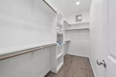 6336 Paddington Bend Drive, Houston, TX 77008 - Photo 19