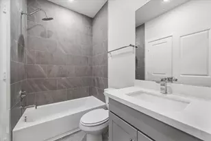 6336 Paddington Bnd Dr, Houston, TX 77008 - Photo 21