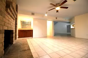 15614 Barbarossa Dr, Houston, TX 77083 - Photo 11