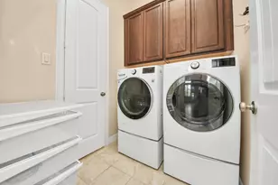 13105 Wornington Ct, Houston, TX 77077 - Photo 11