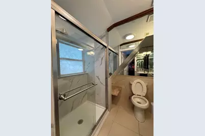 1101 E 7th Street #3, Houston, TX 77009 - Photo 5