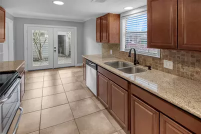 1089 Country Place Drive, Houston, TX 77079 - Photo 9