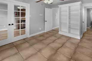 1089 Country Pl Dr, Houston, TX 77079 - Photo 11